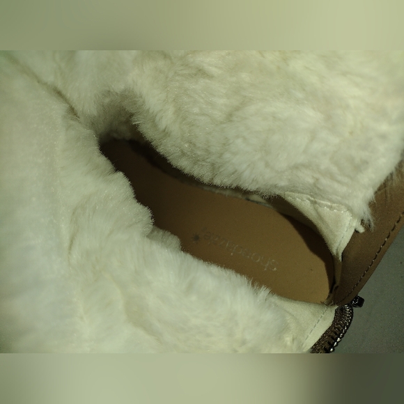 π Fur Flat Boot High Rise π«Άπ½ - Picture 7 of 9